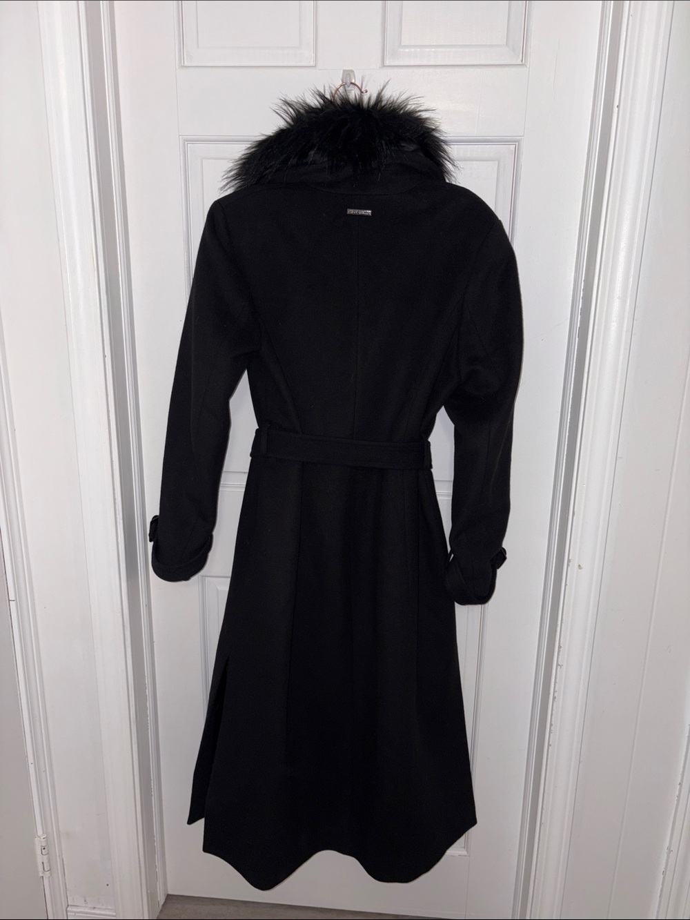 Vince Camuto Black Trench Coat with Faux Fur Collar - Picture 3 of 7
